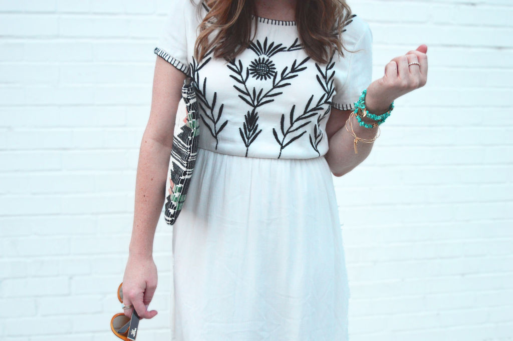 Embroidered White dress, Tribal Clutch, Summer Style, Weekend style, My Kind of Lovely