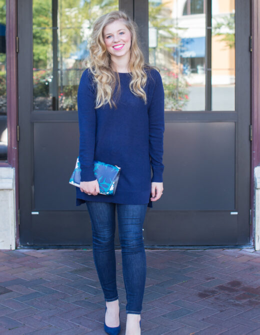 Halogen High/Low Wool & Cashmere Tunic Sweater, Frame Skinny Jeans, Draper James Clutch, Navy Suede Pumps, Fall Style