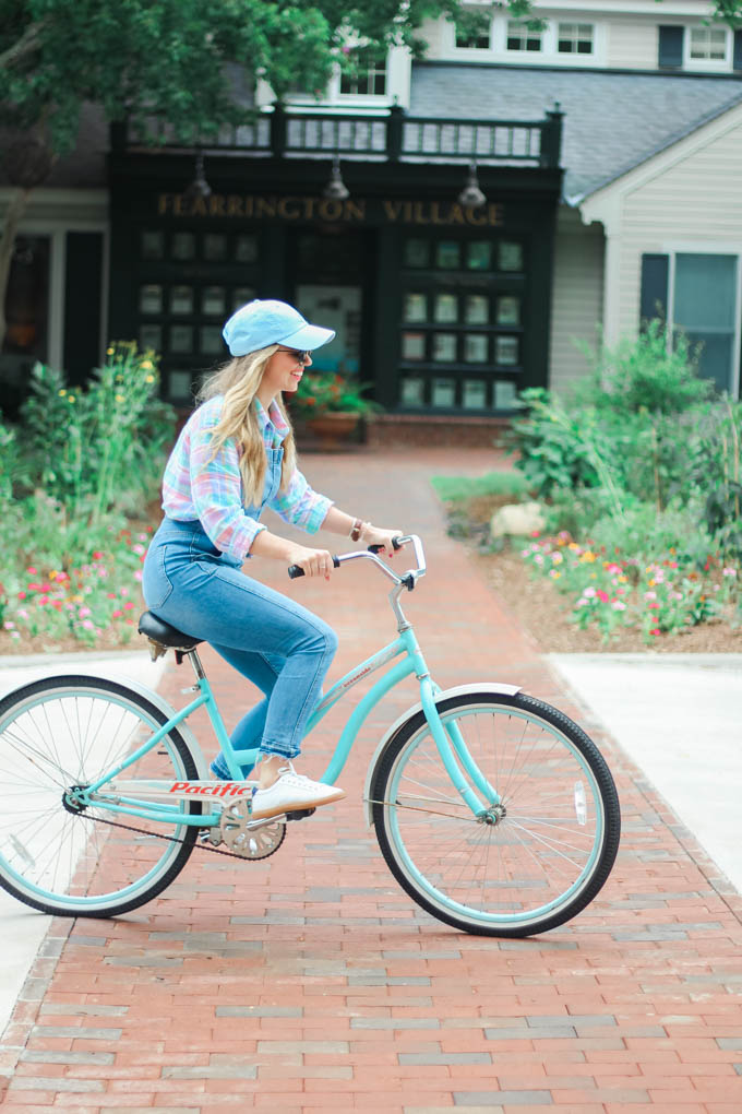 What to Wear for a Day Bike Riding // Cruiser Bike // Louella Reese Life & Style Blog