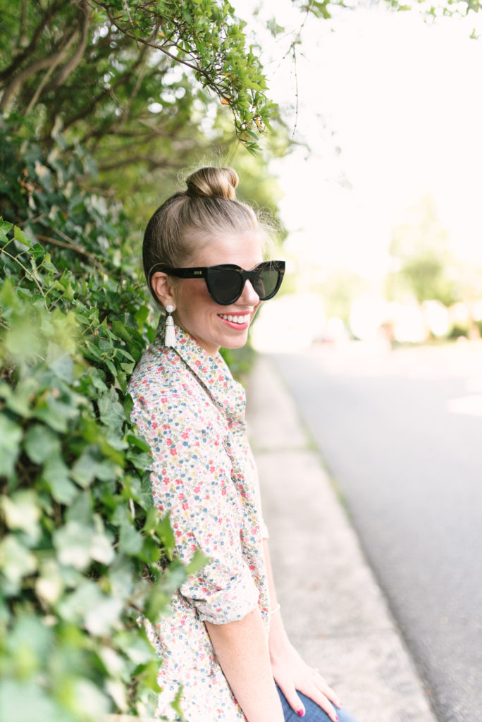 Floral Button Down Shirt // How to Transition Your Wardrobe From Summer to Fall // Louella Reese Life & Style Blog 