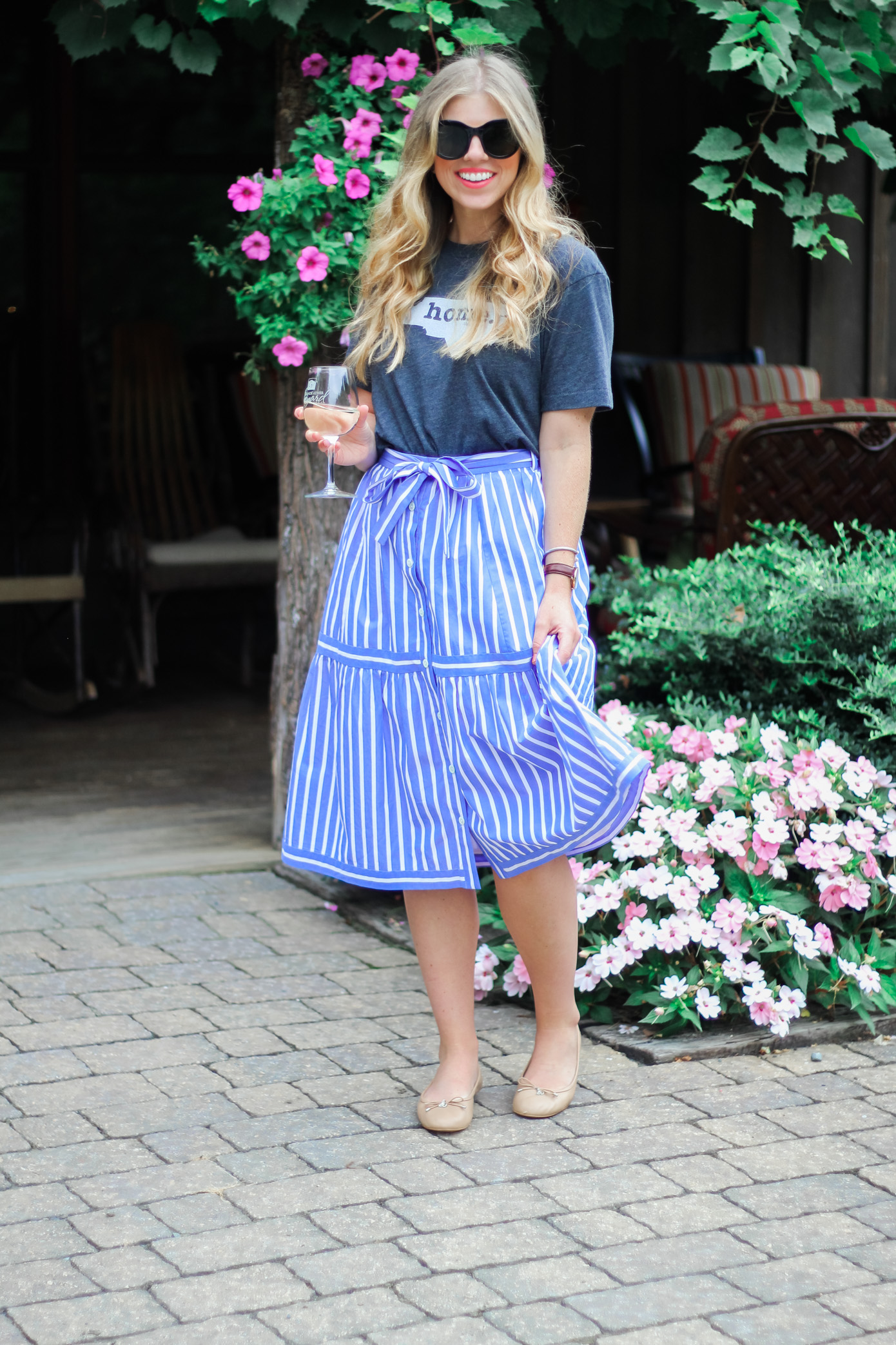 Home Tee Shirt | The Home T | What to Wear to a Winery | Louella Reese Life & Style Blog 