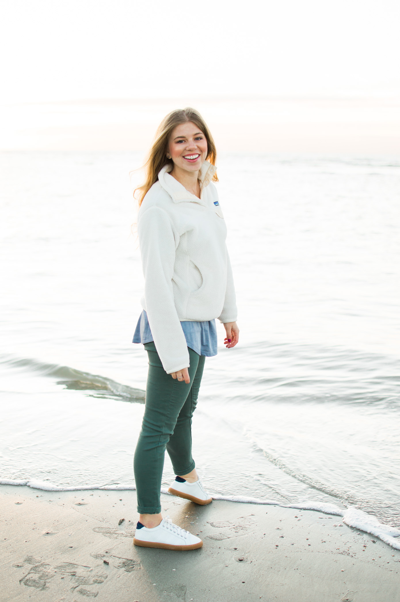 Fall Beach Style | Patagonia Pullover | Louella Reese Life & Style Blog