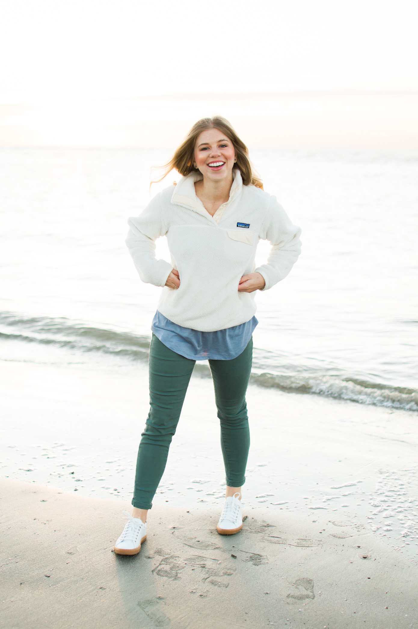 Fall Beach Style | Patagonia Pullover | Louella Reese Life & Style Blog