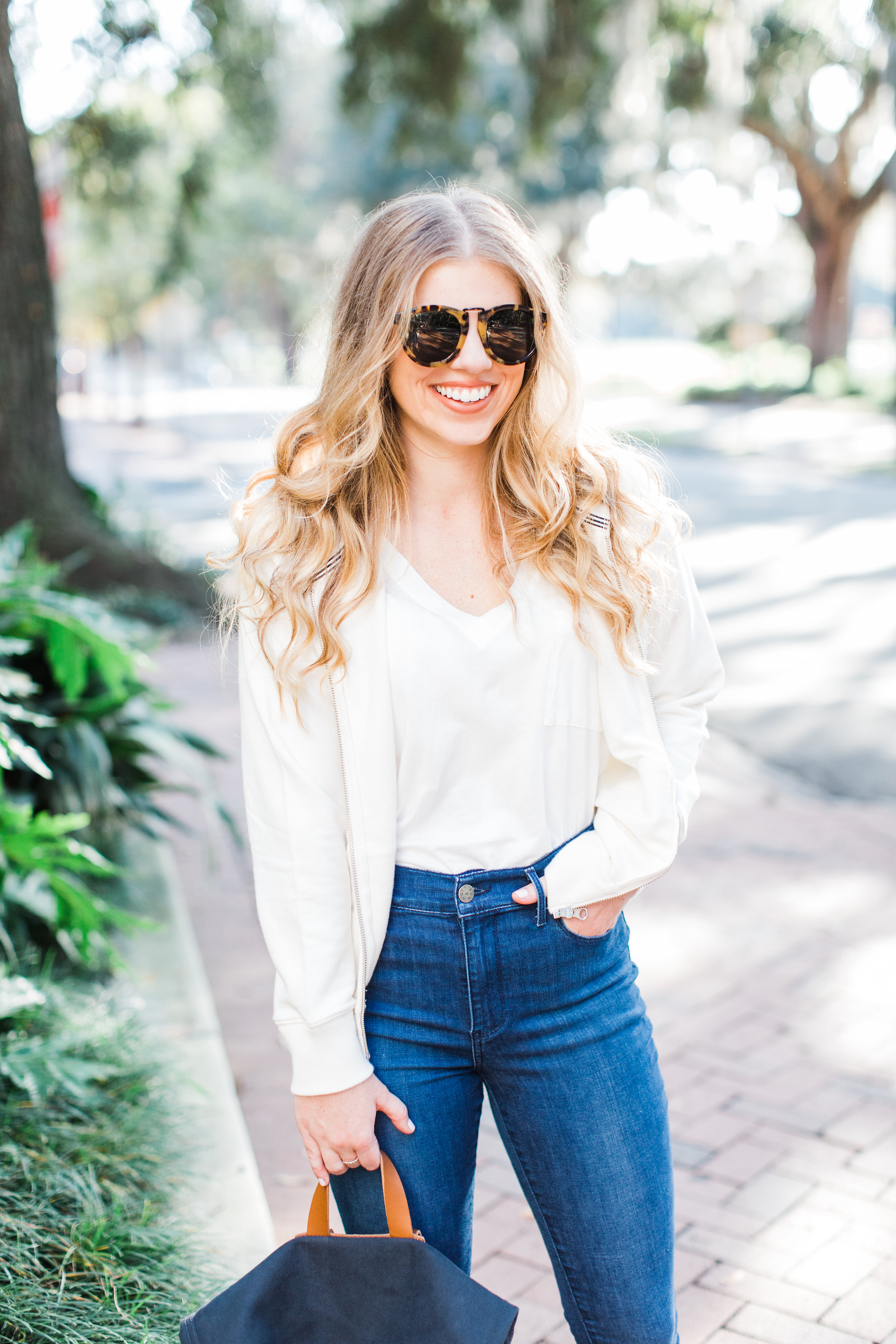 Fall Capsule Wardrobe | High Waisted Skinny Jeans for Fall | Louella Reese Life & Style Blog