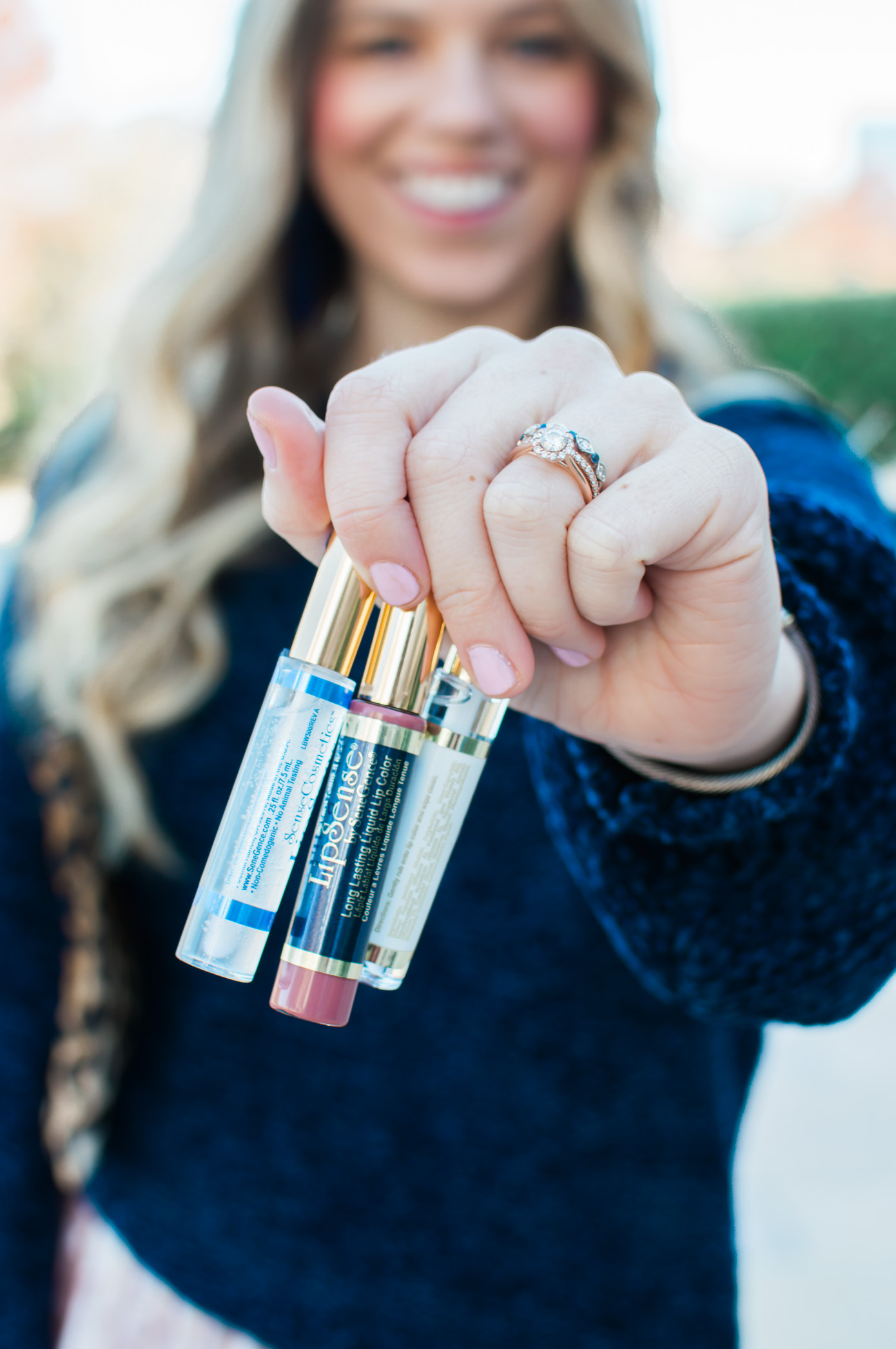 LipSense Review | Holiday Outfit Idea | Louella Reese Life & Style Blog