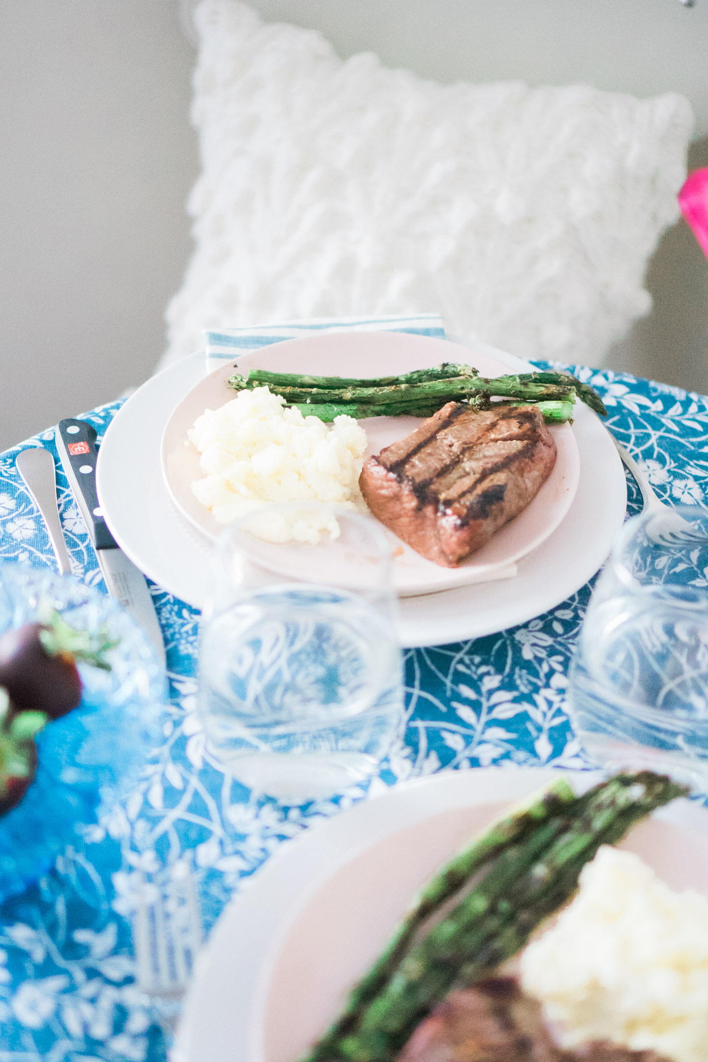 Valentine's Day Dinner at Home | An Easy Valentine's Day Dinner | Louella Reese Life & Style Blog