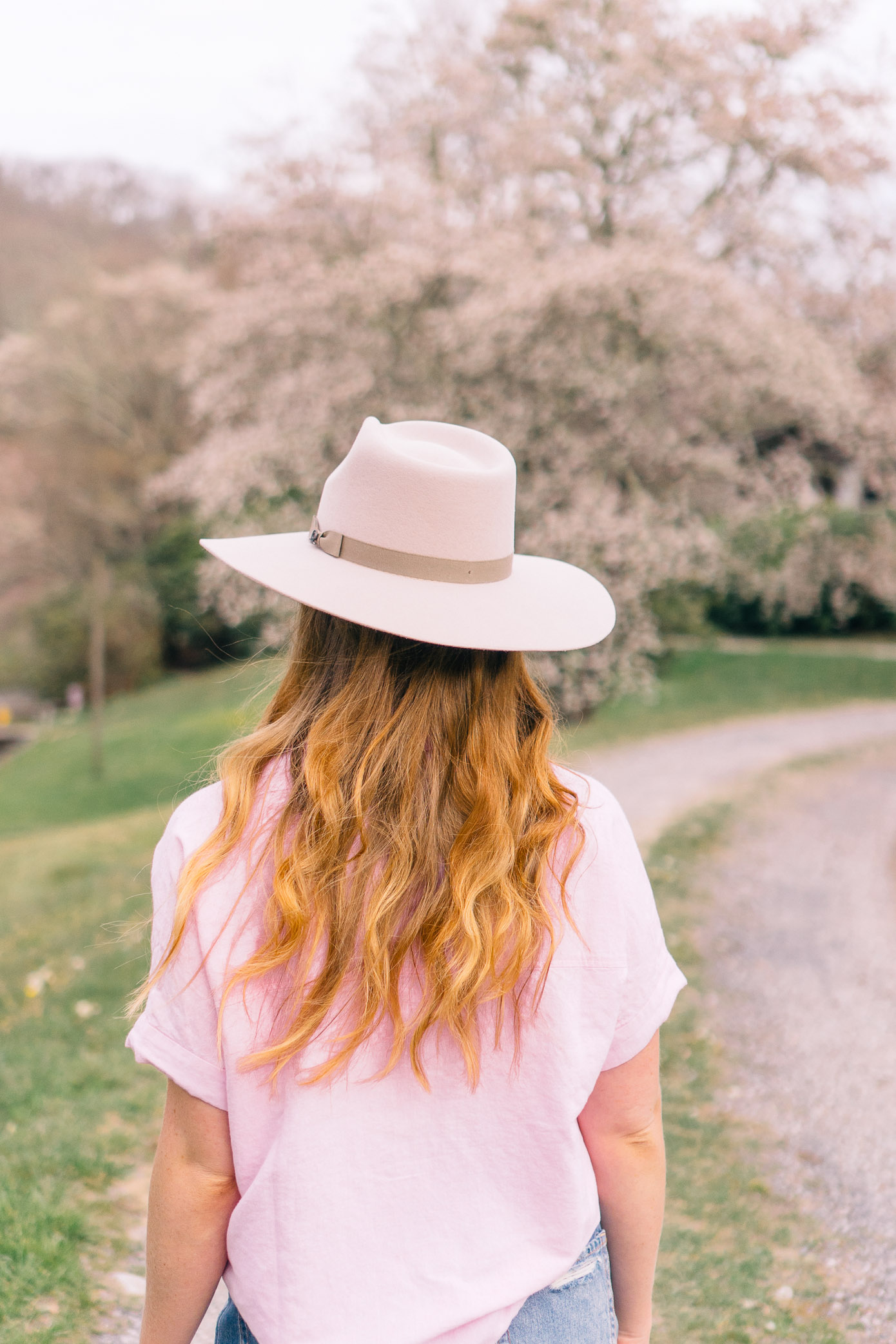 Ranch Weekend Style, Felt Cowboy Hat | Louella Reese Life & Style Blog