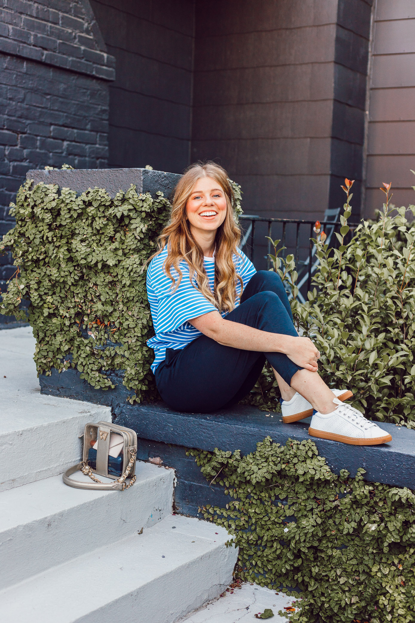 Navy Lightweight Joggers for Summer | Casual Summer Outfit Idea featured on Louella Reese