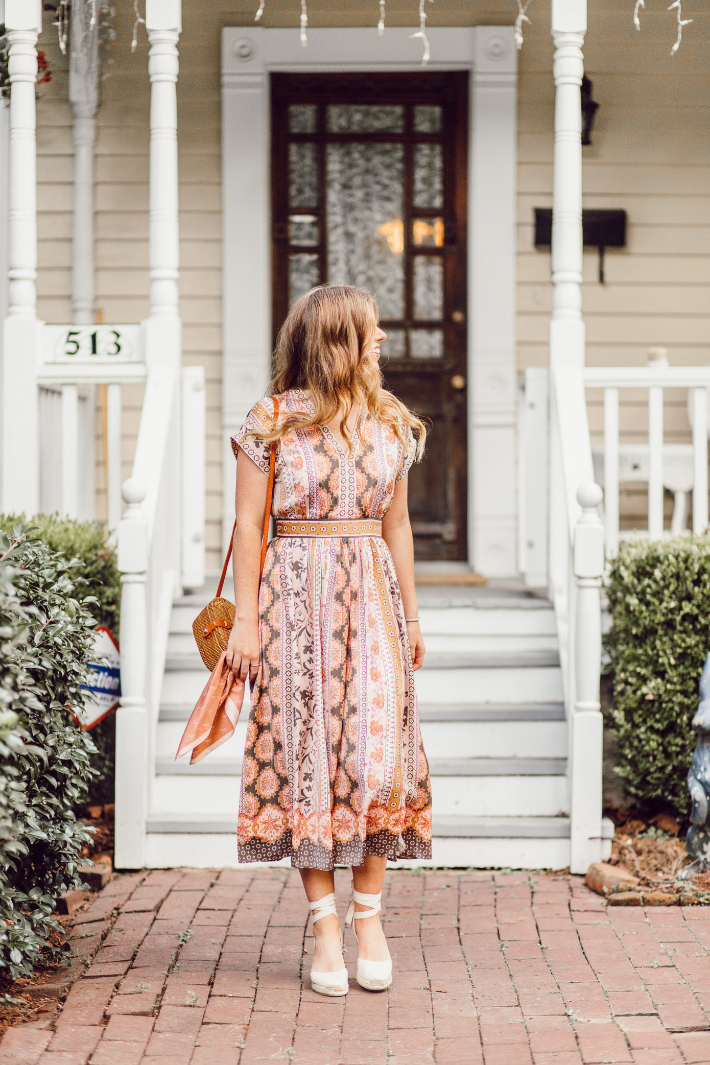 Fall Midi Dresses | The Perfect Midi Dress for Fall on Louella Reese