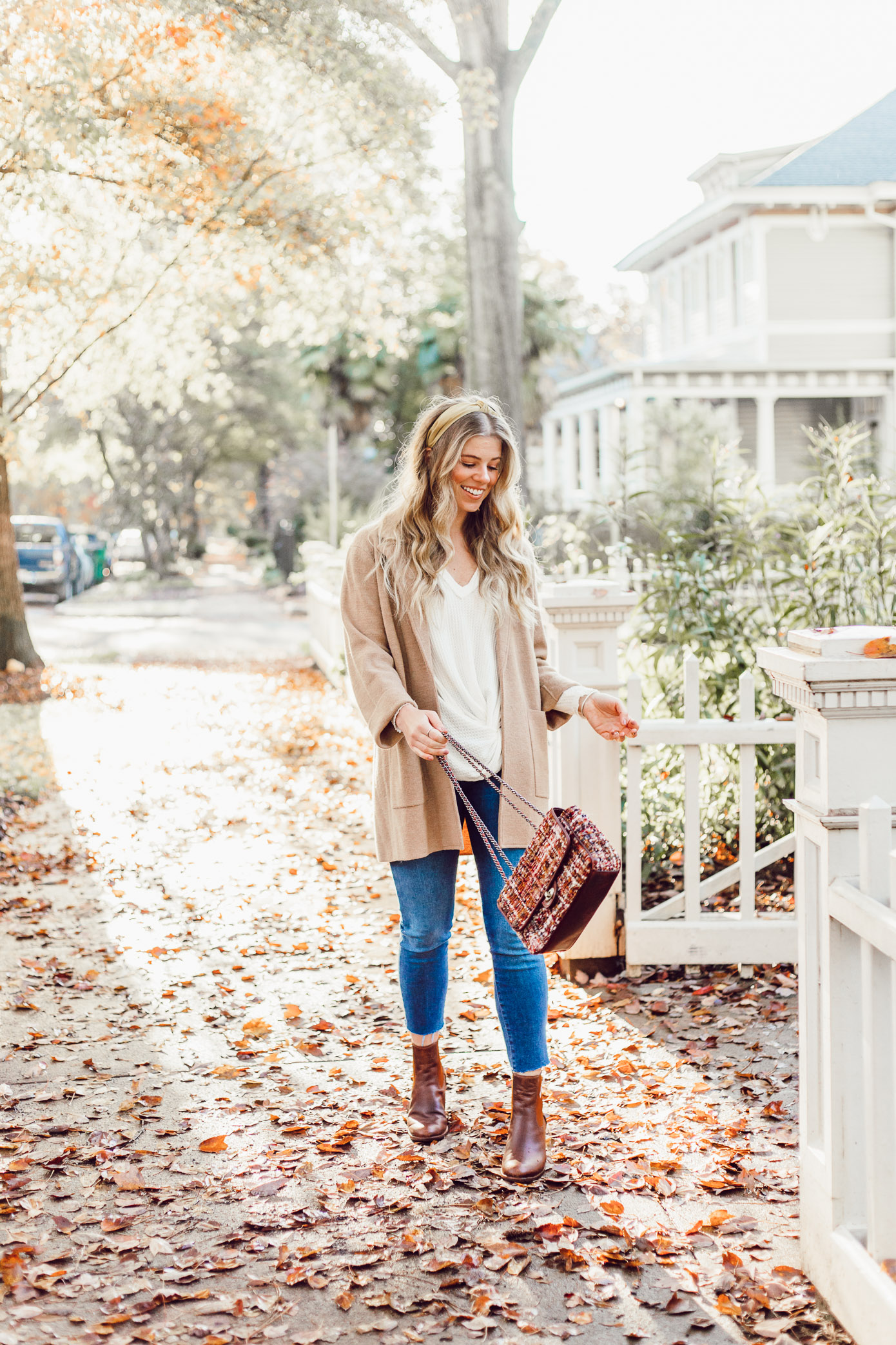 Casual Thanksgiving Outfit Inspiration | Casual Sweater Blazer featured on Louella Reese