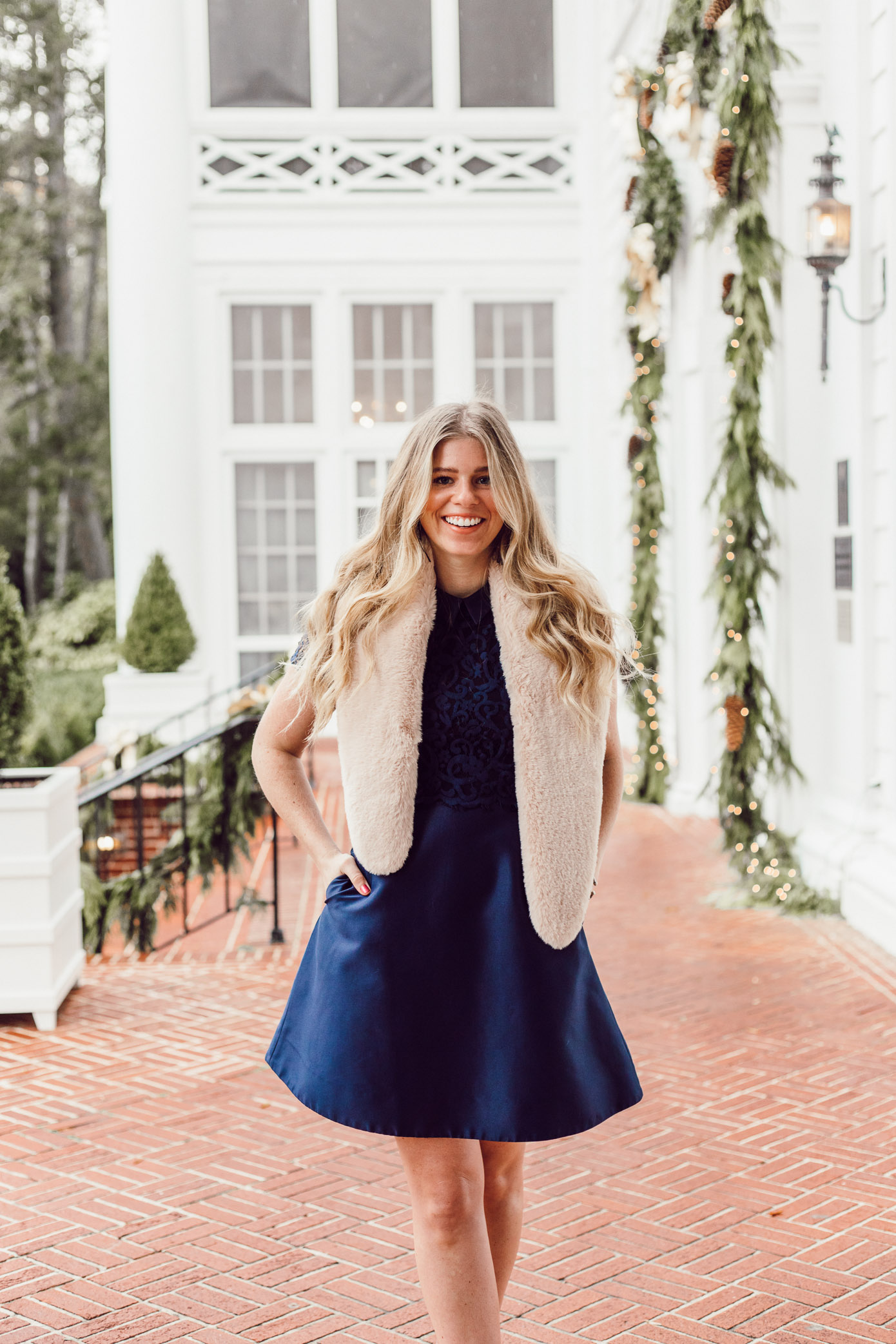 Finding the Perfect Holiday Party Dress with Rent the Runway on Louella Reese Life & Style Blog | Navy Lace Mini Dress, Christmas Party Dress, Faux Fur Stole