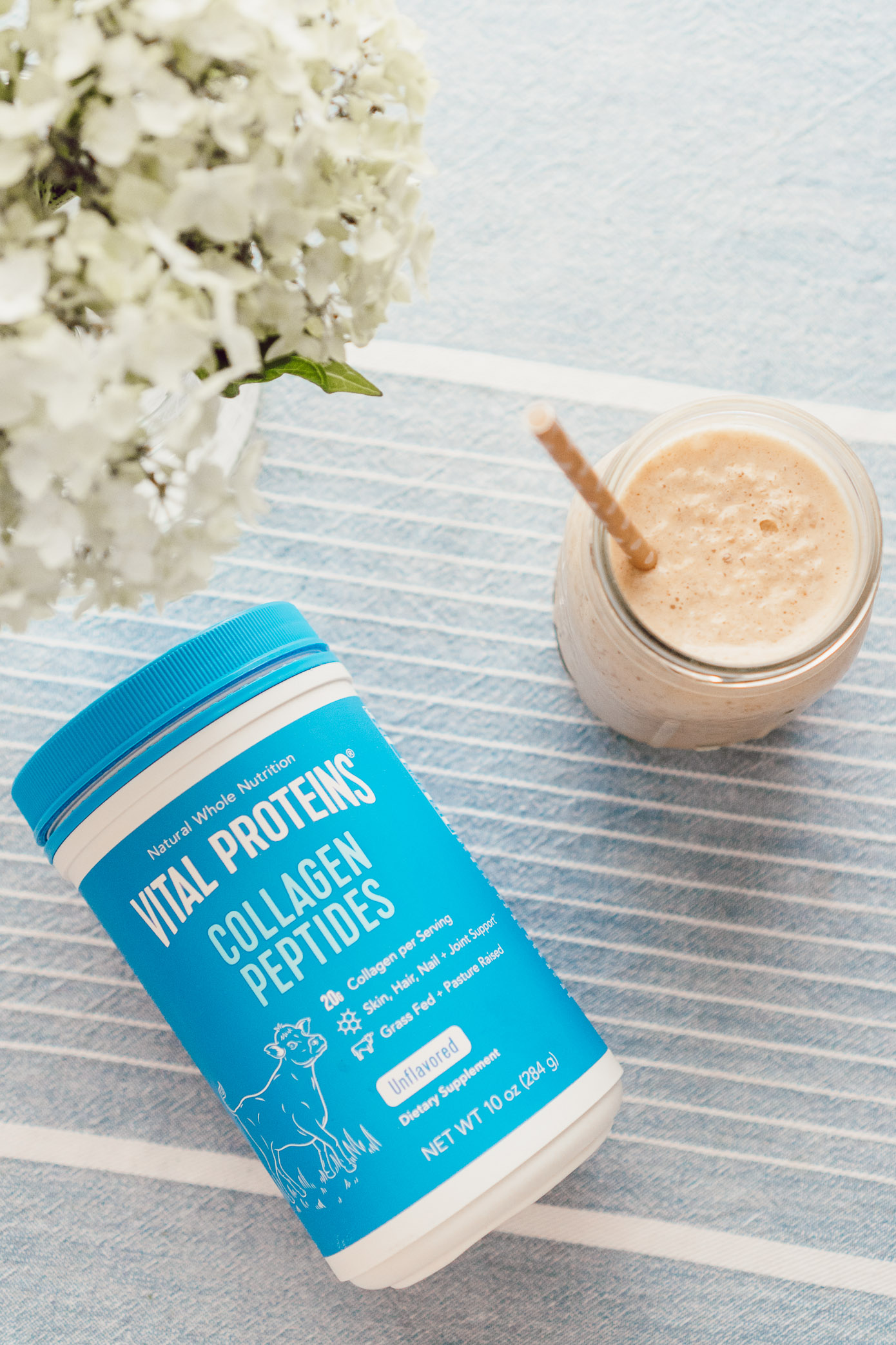 Collagen Peptides Smoothie, FWTFL Low Carb Meal Plan | Low Carb Day Meal Ideas featured on Louella Reese