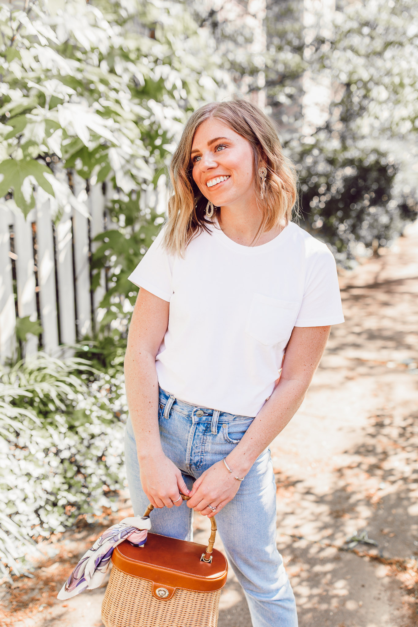 How to Style a Basic Tee and Boyfriend Jeans for Spring | Louella Reese