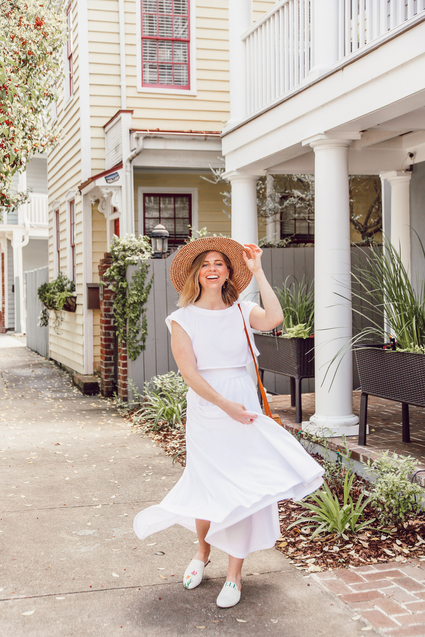 White Coordinating Set for Summer | What to Wear in Charleston when it's HOT | ft. Callahan, Brixton, Alepel | Louella Reese