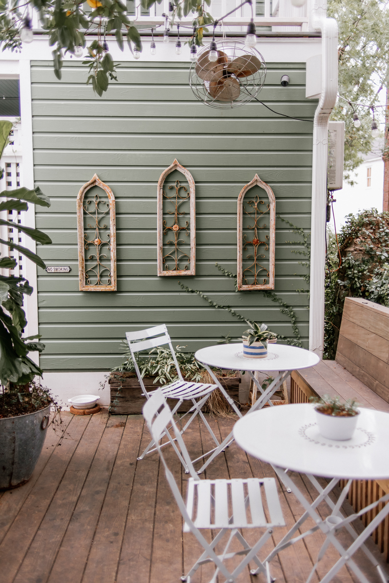 Charleston Coffee Shops | Cute Coffee Shops | Louella Reese