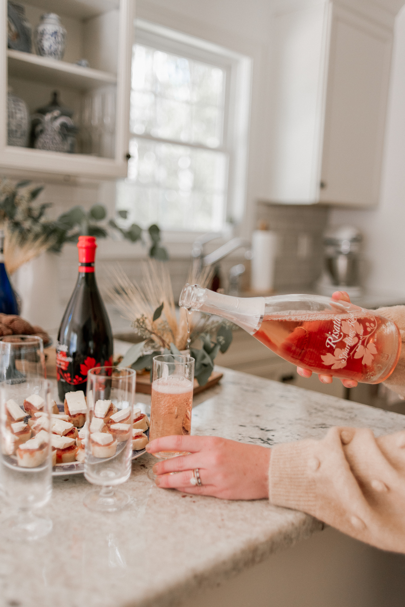 Holiday Wine and Appetizer Pairings | Louella Reese