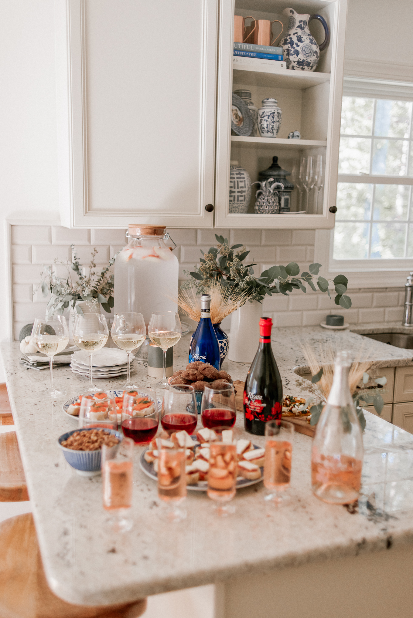 Holiday Wine and Appetizer Pairings with Risata Wines | Holiday Hosting | Louella Reese