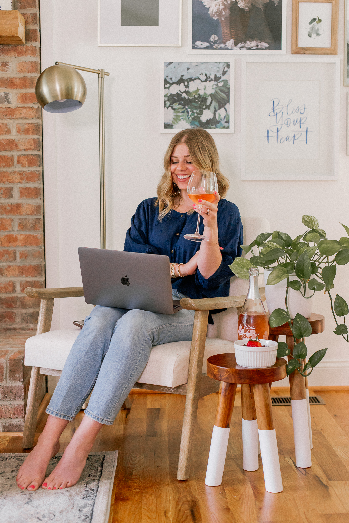 7 Steps to Hosting the Ultimate Virtual Happy Hour | Louella Reese