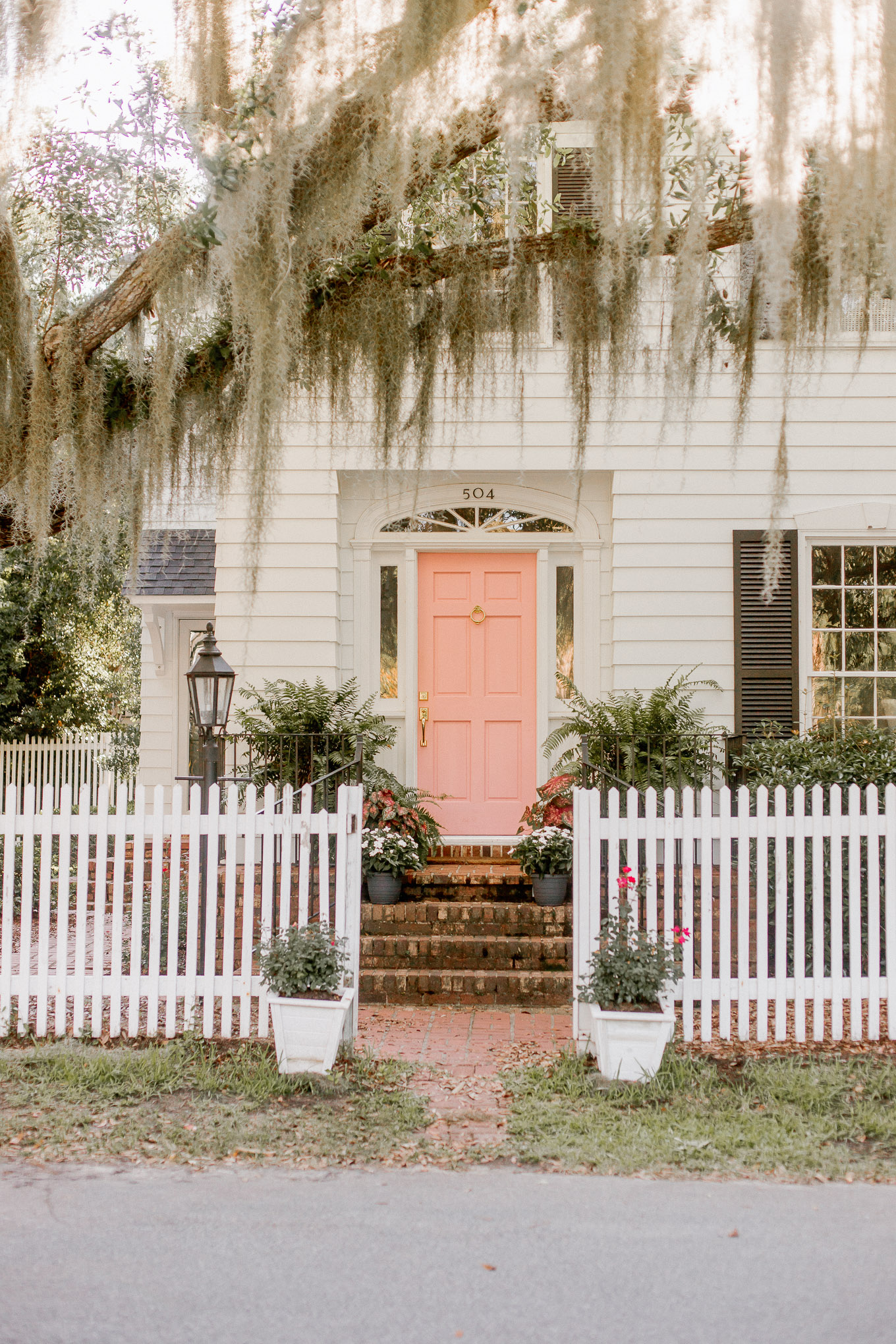 Charming Southern Home, Pink Front Door | Louella Reese