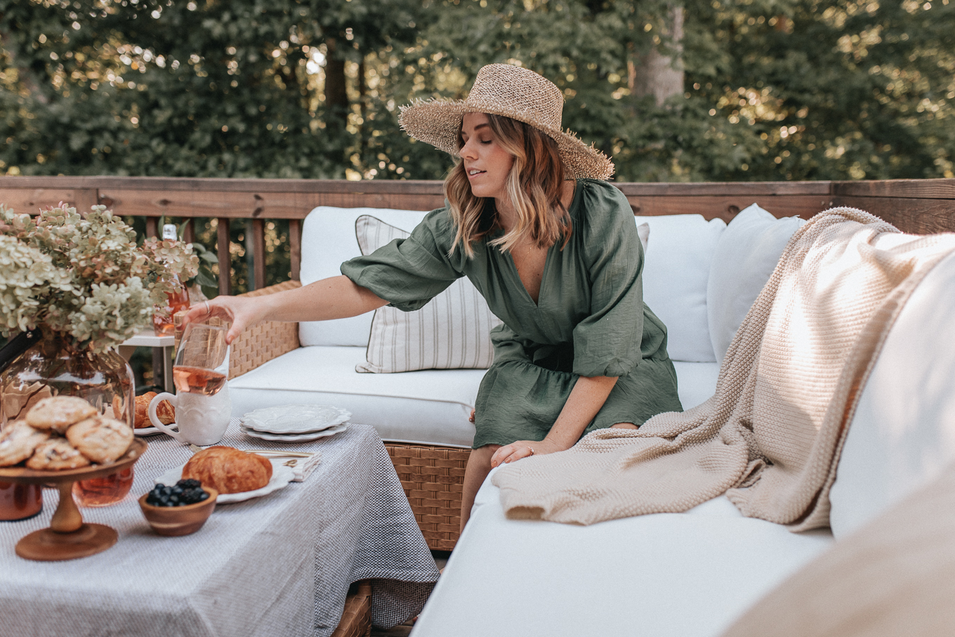 Outdoor Brunch | Louella Reese